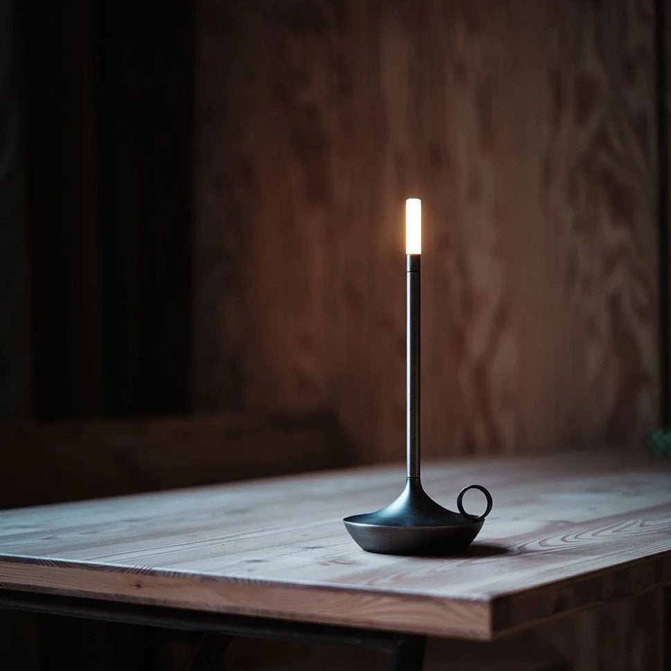 Elegante Kerzenlampe mit Warmlicht und Flexibler Platzierung