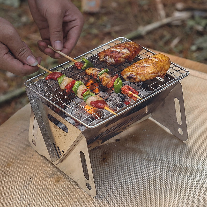 Tragbarer Faltbarer Grill für Sommerabenteuer