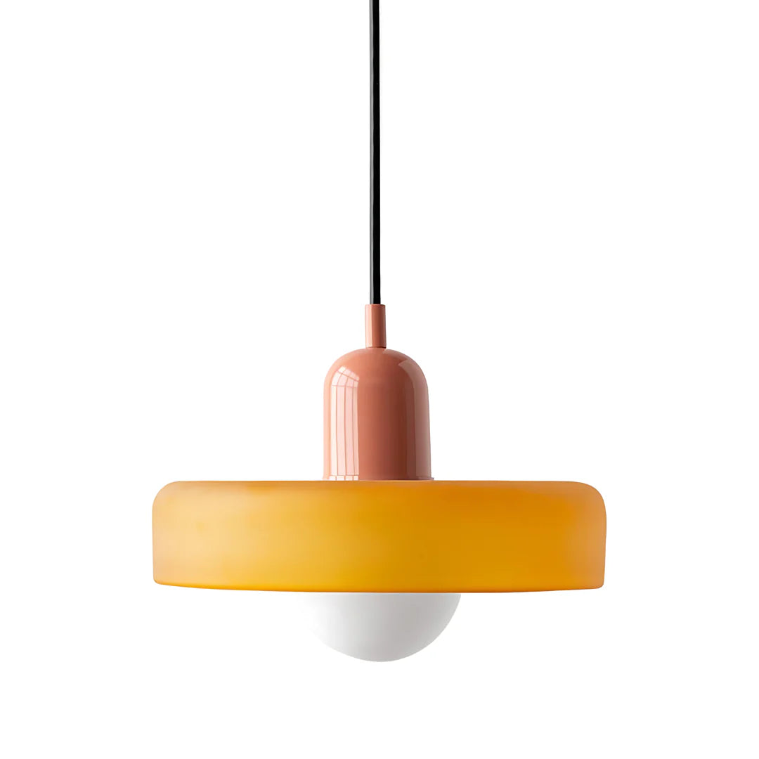 Moderne Pendelleuchte mit zeitlosem Design und Farbauswahl
