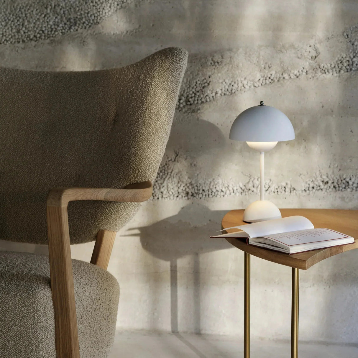 Stilvolle LED-Lampe mit modernem Design und warmem Licht
