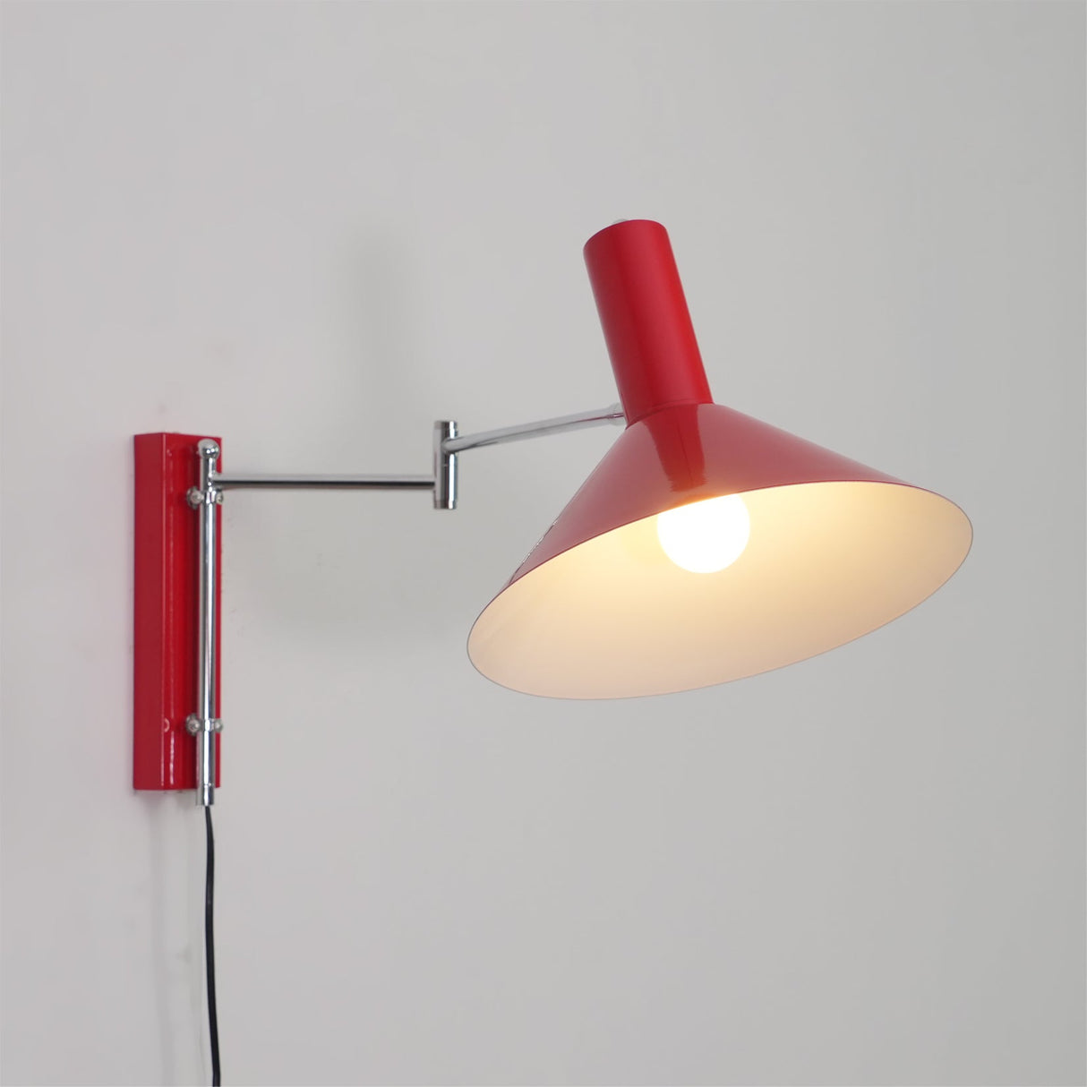 Verstellbare Minimalistische Wandleuchte für Schlafzimmer und Wohnzimmer