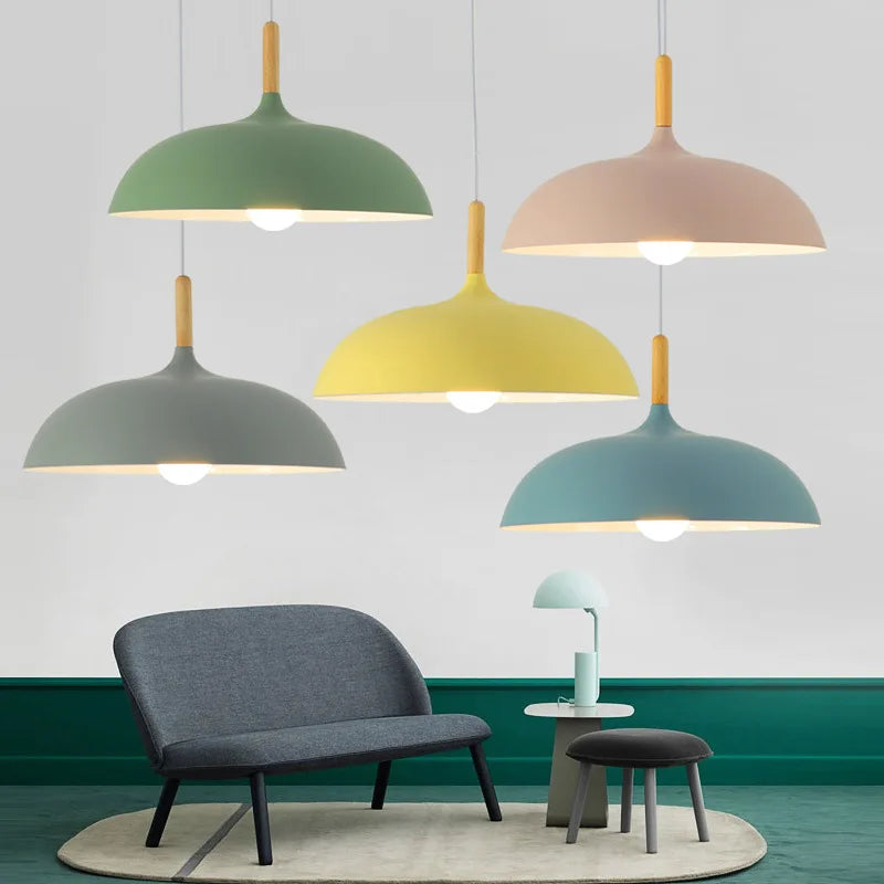 Moderne skandinavische Eichenholz LED Deckenlampe