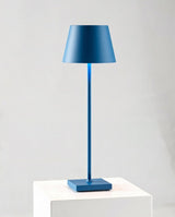 Minimalistische Hohe Tischlampe mit Warmem LED Licht