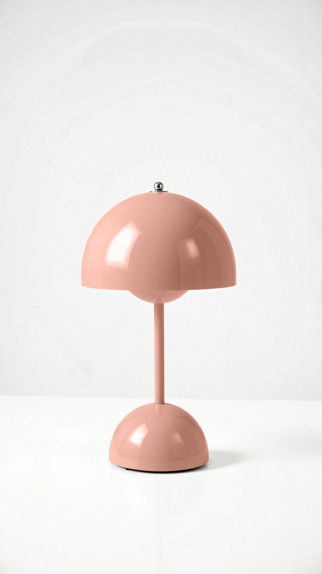 Kabellose Tischlampe mit modernem Design und warmem Licht
