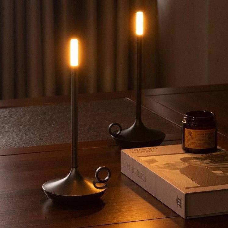Elegante Kerzenlampe mit Warmlicht und Flexibler Platzierung