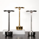 Minimalistische Tischlampe mit Warmem Licht und Elegantem Design