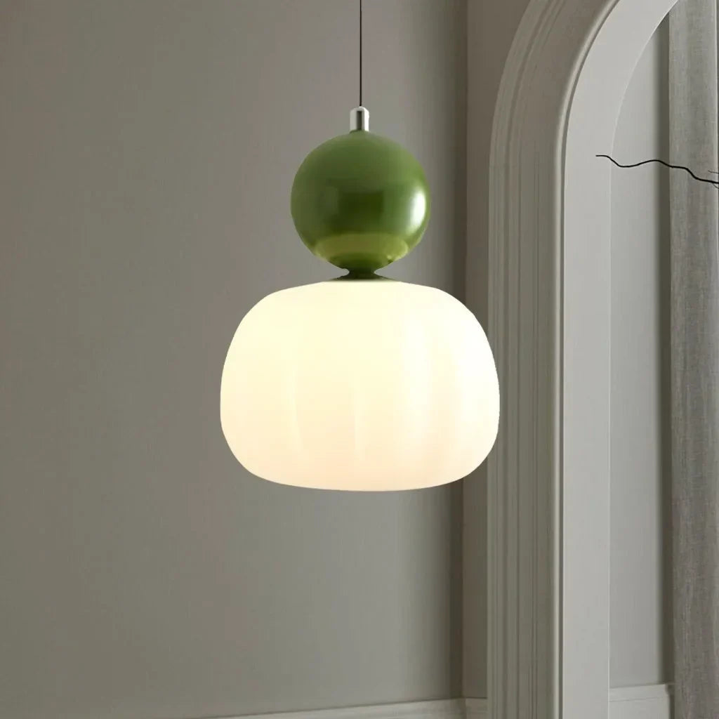 Elegante Pendelleuchte im cremefarbenen Art Deco Stil