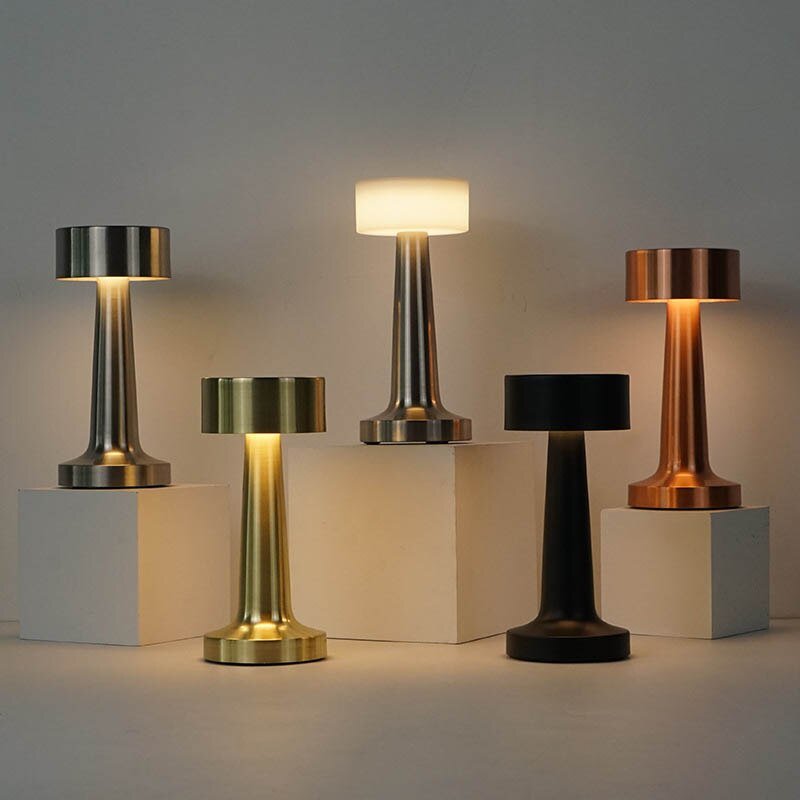Kabellose Tischlampe mit modernem LED-Design