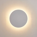 Moderne Runde LED-Wandleuchte mit Metall-Finish