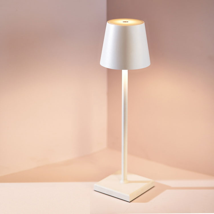 Kabellose Wiederaufladbare Tischlampe mit Dimmbarer LED Beleuchtung