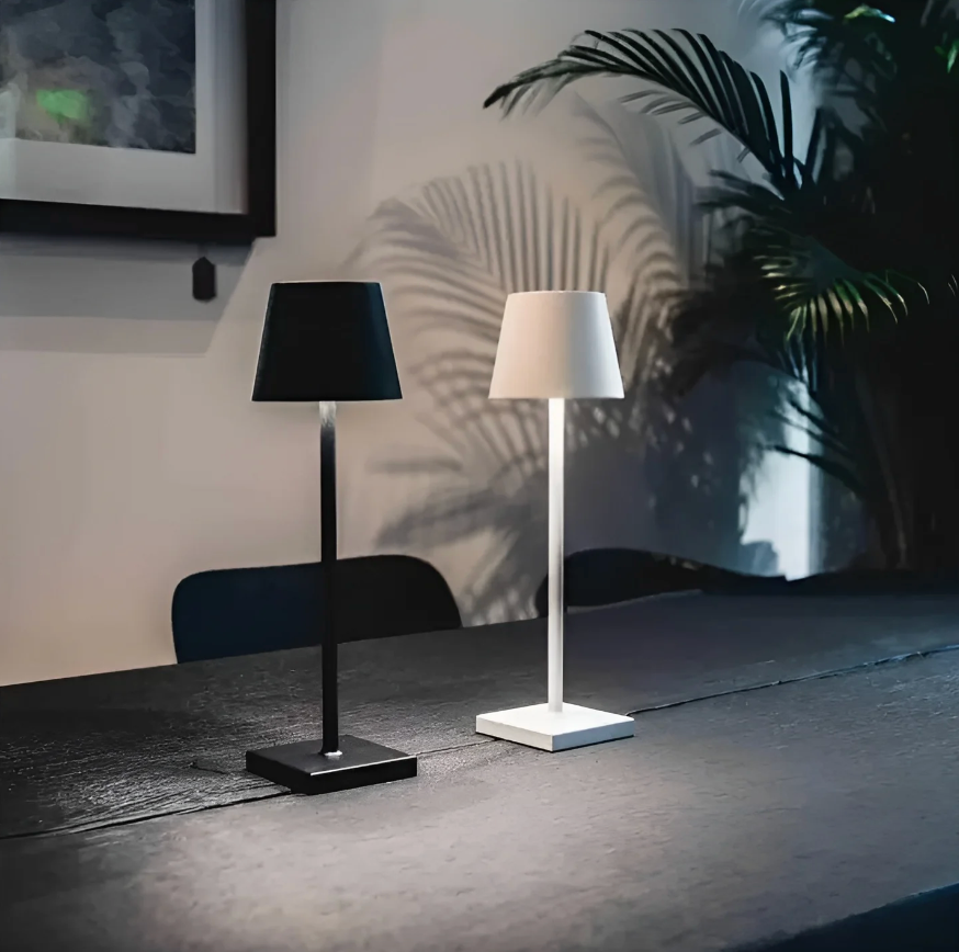 Kabellose Tischlampe mit modernem Design