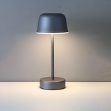 Kabellose LED Tischlampe im Retro-Design
