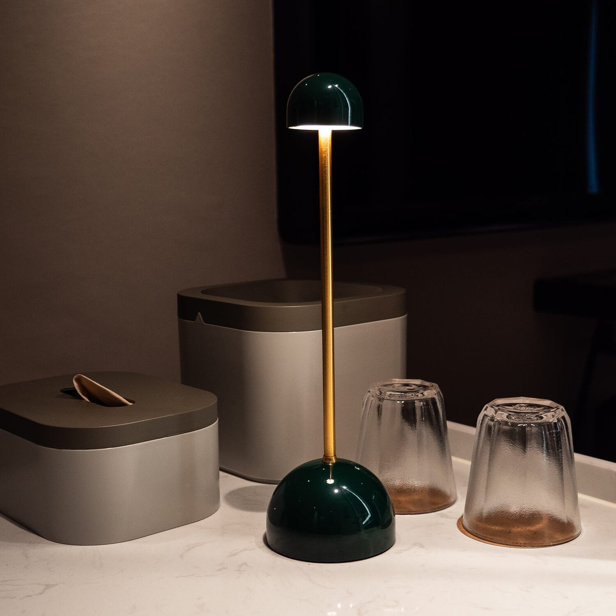 Luxus Kabellose Tischlampe mit LED und Dimmfunktion