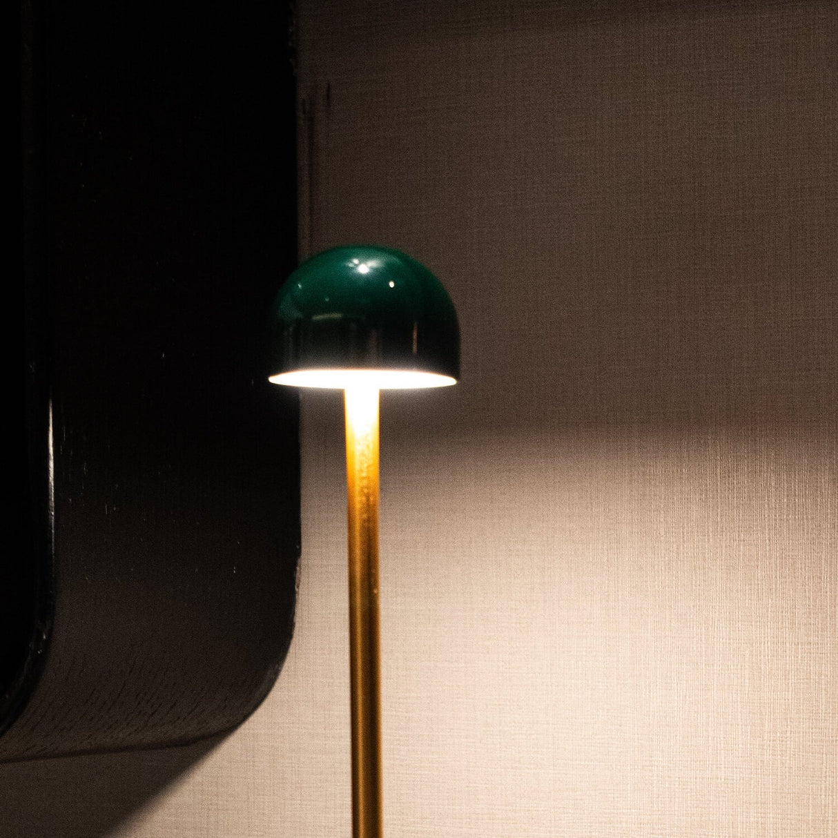 Luxus Kabellose Tischlampe mit LED und Dimmfunktion