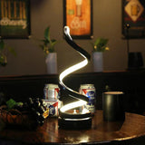 Spiral-LED-Lampe mit warmweißer Beleuchtung und Energieeinsparung