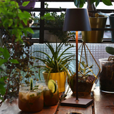 Kabellose Tischlampe mit modernem Design