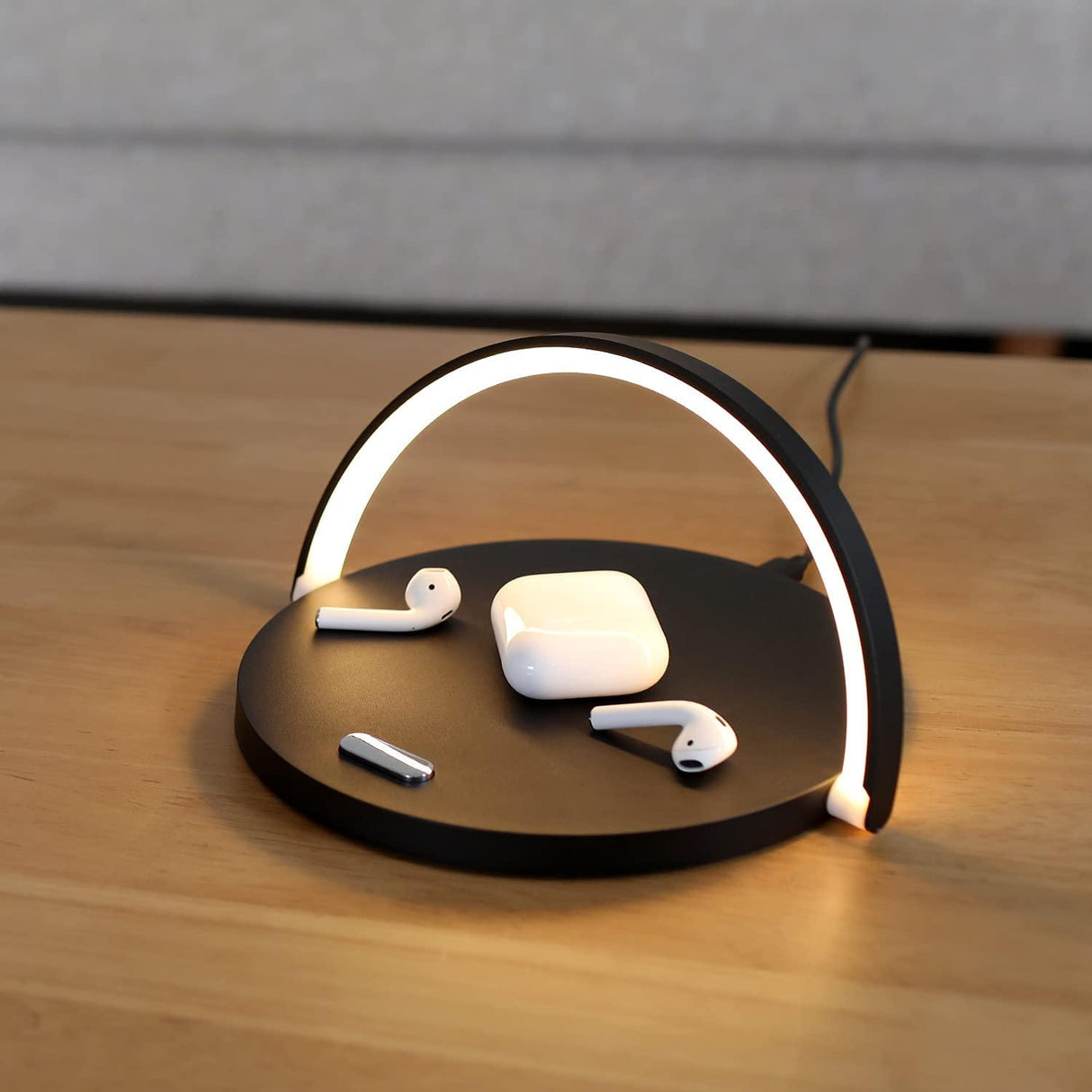 PowerHub - 3-in-1 kabelloses Ladegerät, Telefonhalter und Schreibtischlampe
